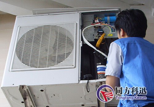 中央空調加氟